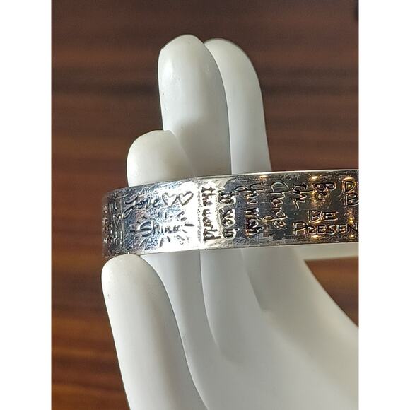 VTG Sterling Silver 925 LA Inspirational Love Life Be Brave Cuff Bracelet W/Box - Picture 8 of 15